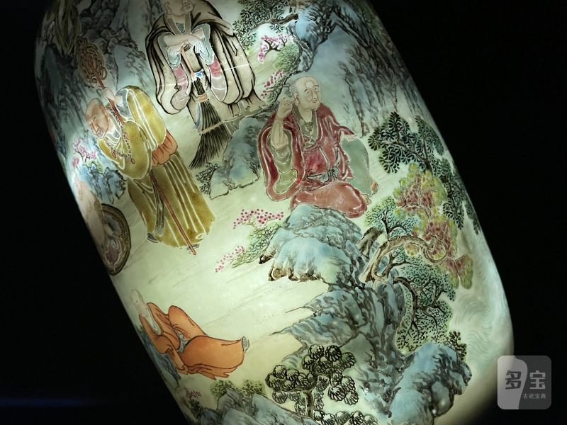 清乾隆 粉彩十八罗汉图灯笼瓶 - 图16